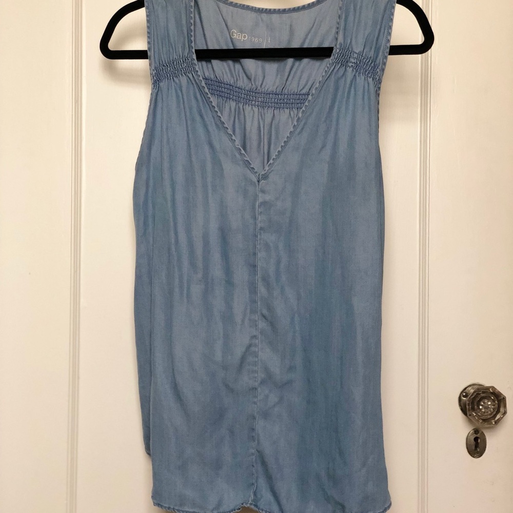 GAP chambray tank with ruching